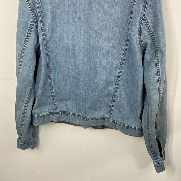 CALVIN KLEIN Men's Denim Trucker Jean Jacket Light Wash Button Front -Size Large - Picture 7 of 13